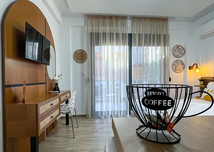 Hotel de apartamente Bamboo Luxury Nikiti (Sithonia)